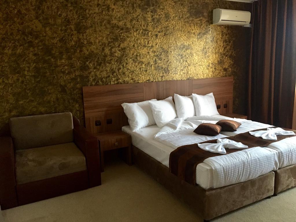 Family Hotel Kontesa Лозенец Экстерьер фото