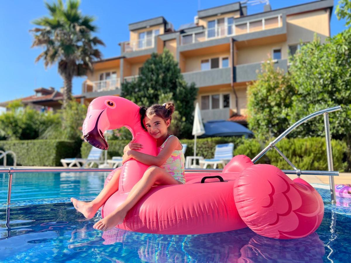 Family Hotel Kontesa Лозенец Экстерьер фото